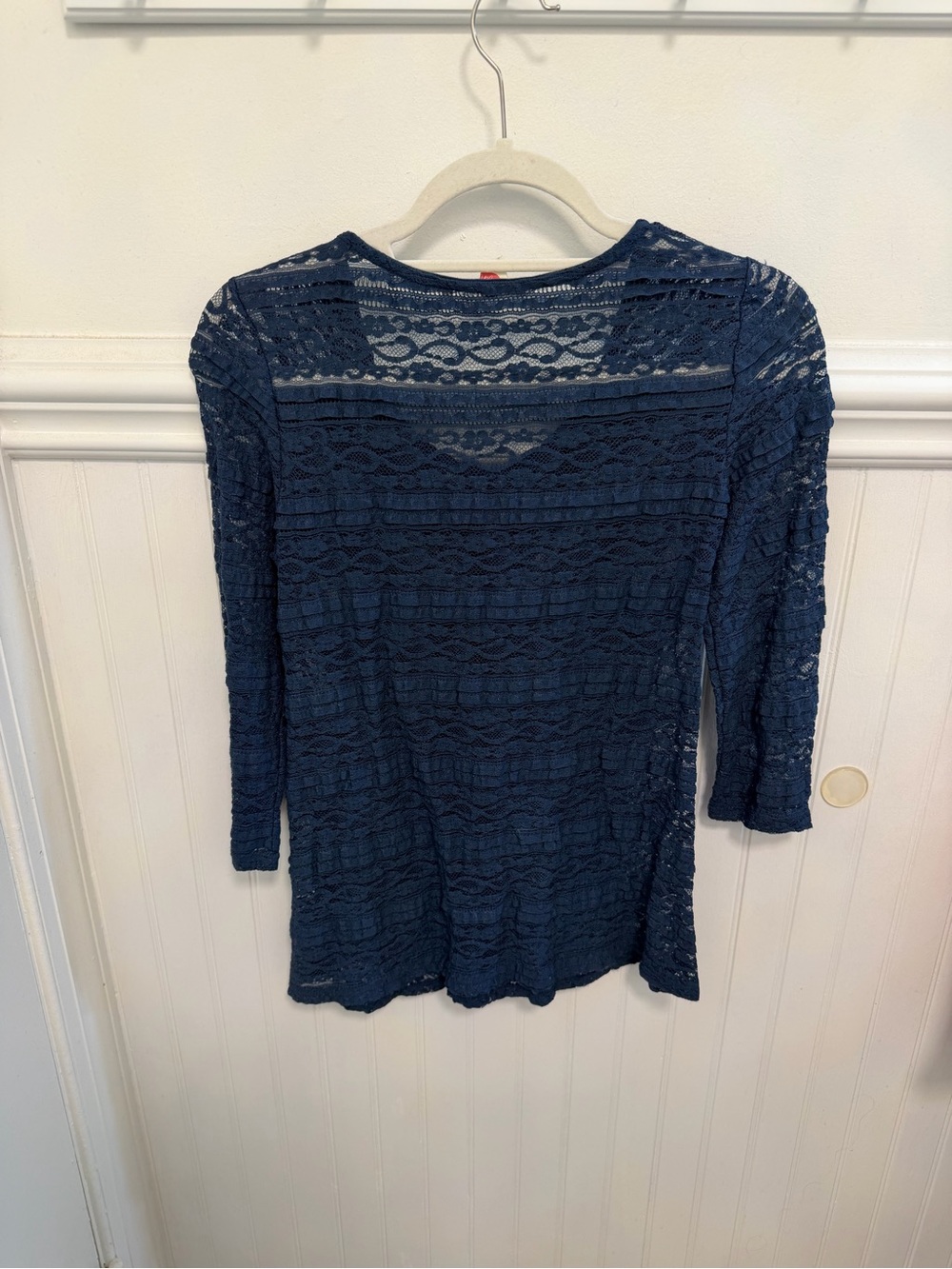 Y2K Style Anthropologie Navy Lace V-Neck Three-Quarter Sleeve Top - Picture 5 of 5